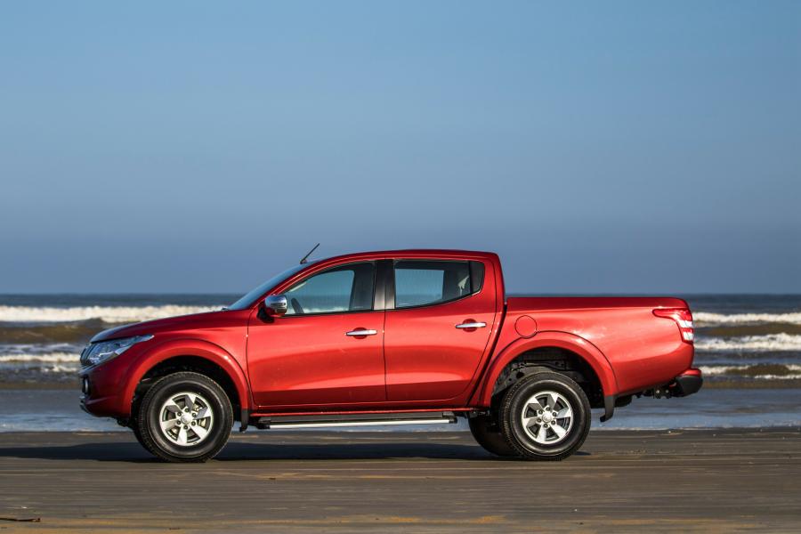 Mitsubishi L200 Triton Sport 2016 года  (LA) (фото 21 из 30)